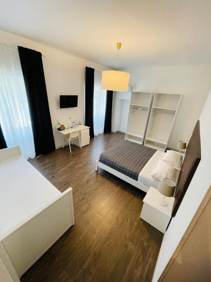 Banus Rooms Кальяри Экстерьер фото