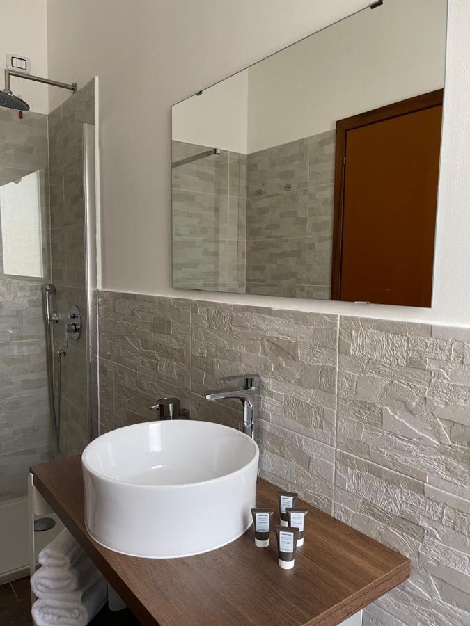 Banus Rooms Кальяри Экстерьер фото