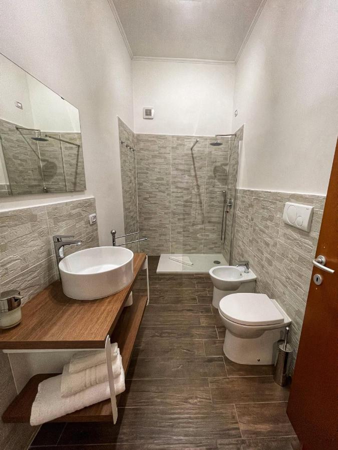 Banus Rooms Кальяри Экстерьер фото